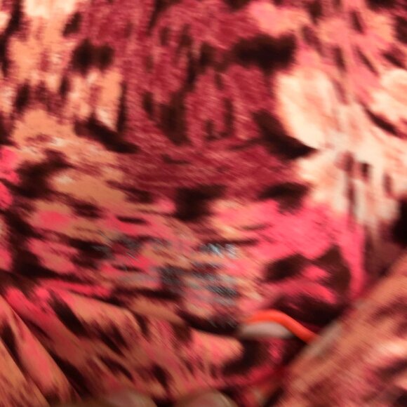 Offline by Aerie Women's Hi-Rise Leggings Large Red & Orange‎ Abstract Print NWT - Picture 7 of 7